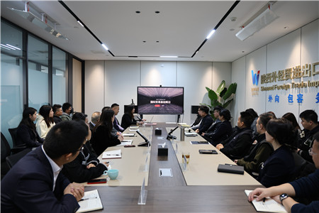 2月21日，進(jìn)出口公司舉行國(guó)際貿(mào)易業(yè)務(wù)培訓(xùn)。_副本.jpg