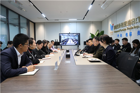 2月21日，進(jìn)出口公司傳達(dá)學(xué)習(xí)陜外集團(tuán)深化“三個(gè)年”活動(dòng)暨“二次創(chuàng)業(yè)”推進(jìn)會(huì)精神。_副本.jpg